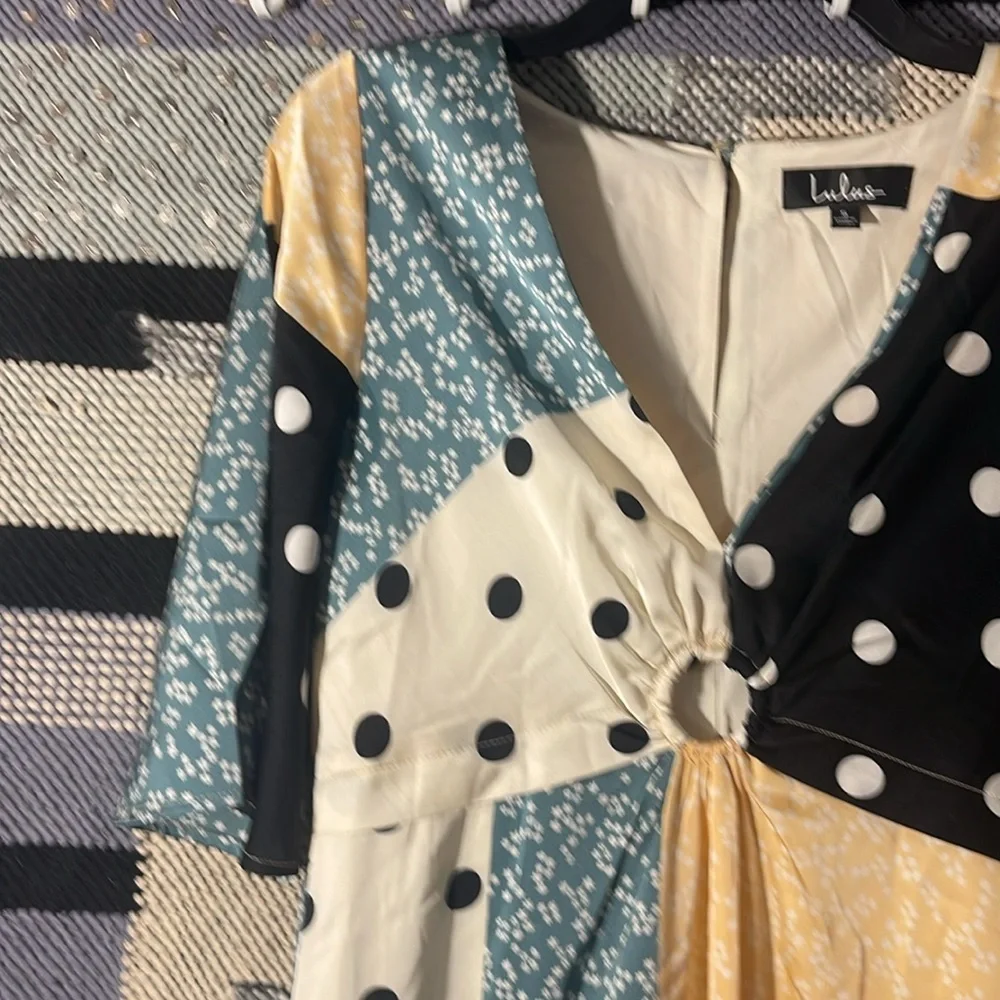 Lulus mixed pattern dress! - Picture 3 of 8